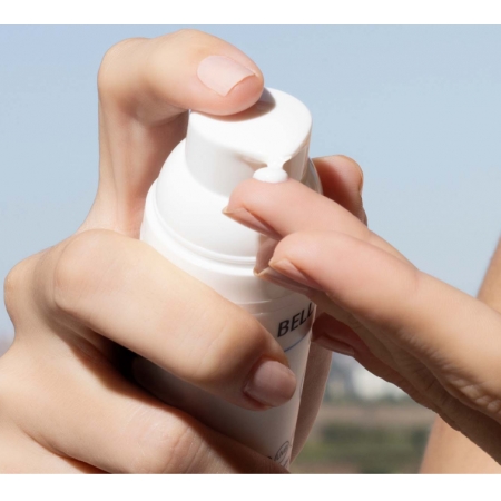 BELLA AURORA FOTOPROTECTOR MINERAL SPF50 50 ML CON NECESER JEAN AZUL